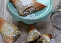 Schokoladensamosas mit Banane und Kokos